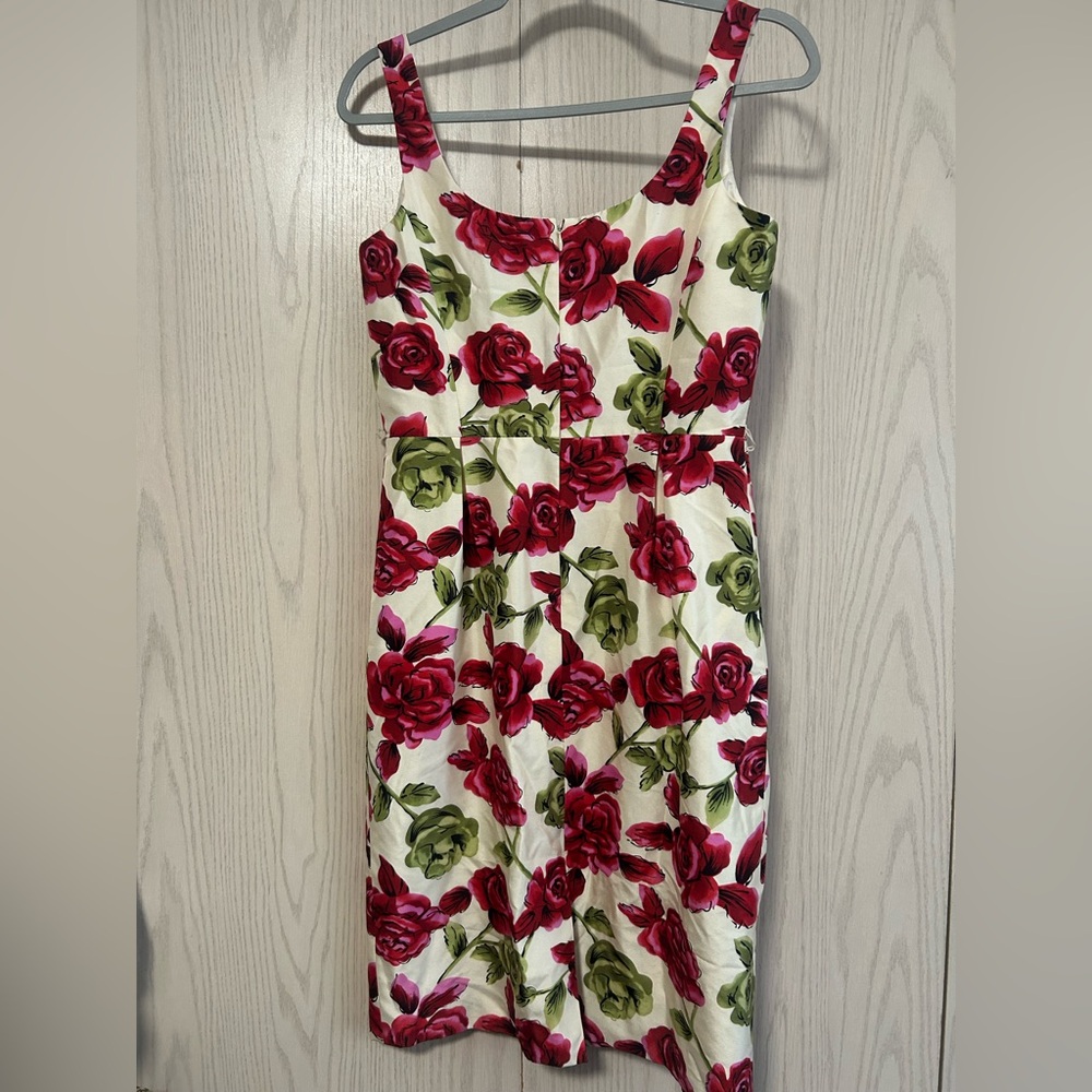 Laundry By Shelli Segal White Mini Dress with Red Rose & Green Leaf Print